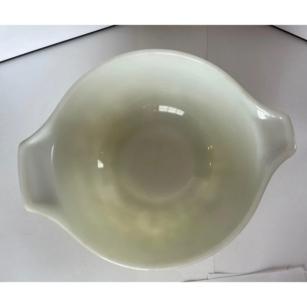 Vintage Pyrex Verde Green #442 Cinderella Mixing Bowl 1.5 Qt Avocado Mid-Century